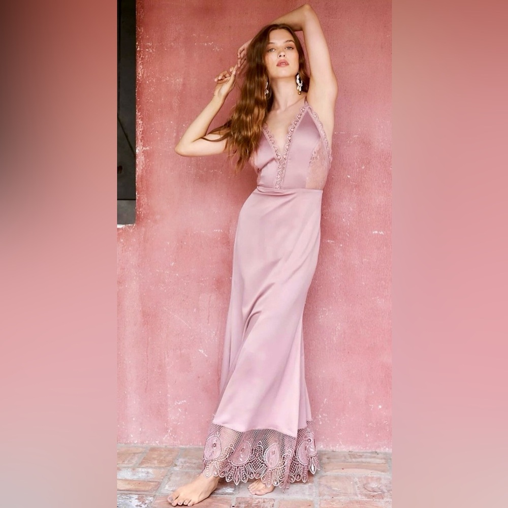 Free People Flutter Maxi Dress - a dusty rose-colored dress with lace trim - Picture 3 of 13